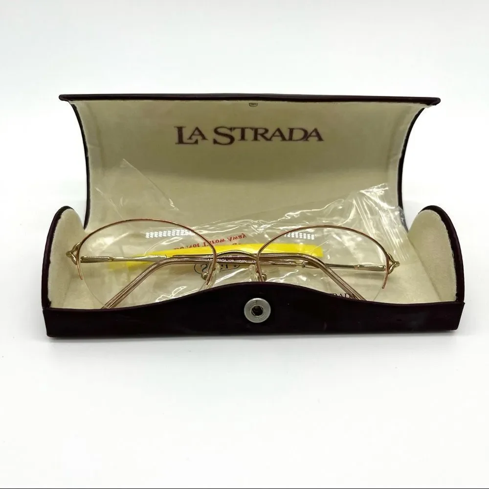 LA Strada 126 Flex Hinge Eyeglasses Frame